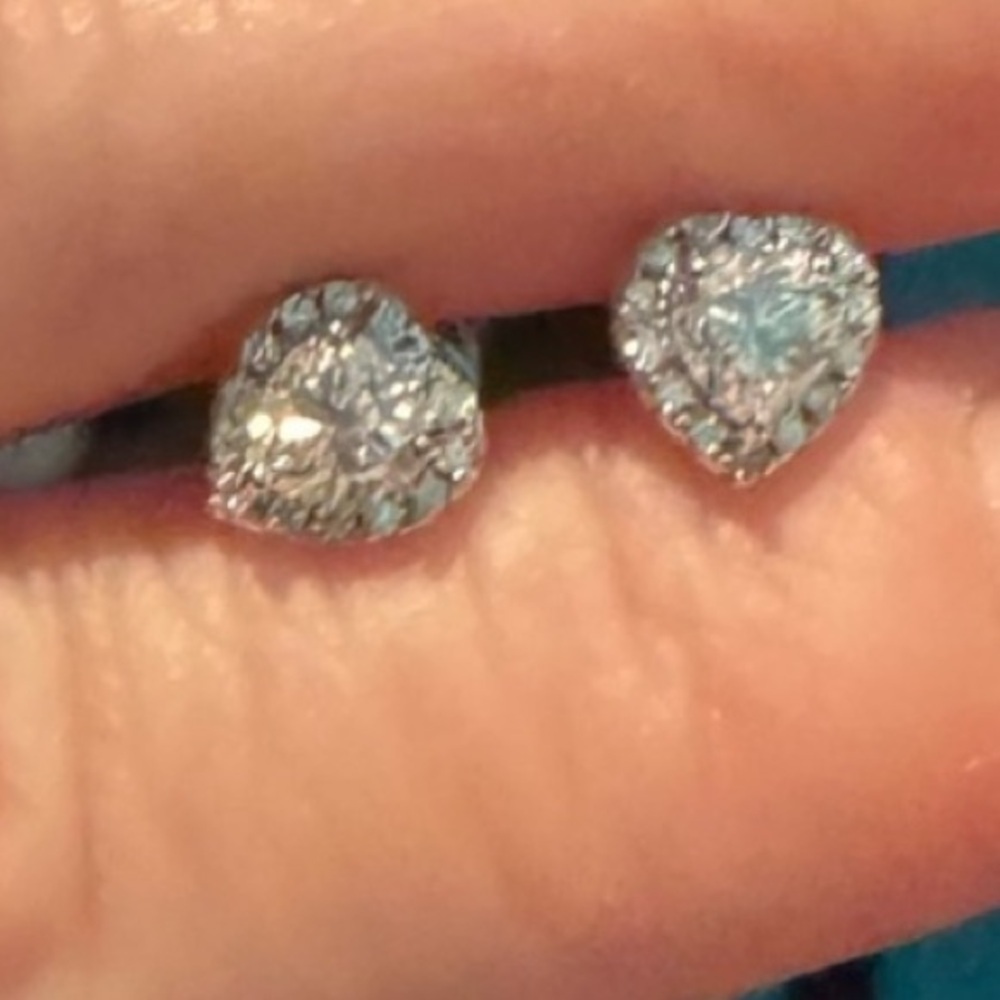 1 Ctw Moissanite Heart Halo Earrings Set In .925